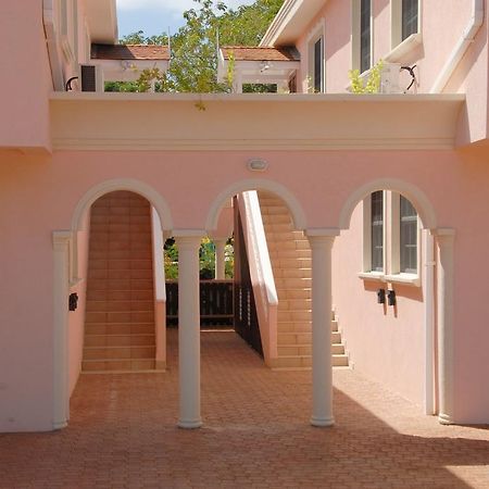 Sandy Bliss Condominiums 세인트 제임스 외부 사진