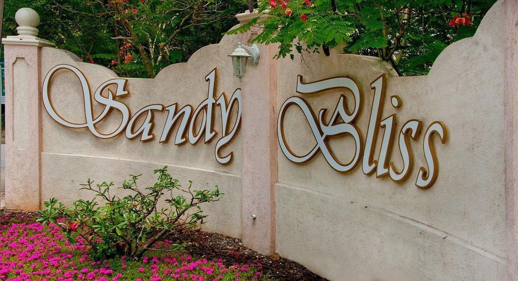Sandy Bliss Condominiums 세인트 제임스 외부 사진